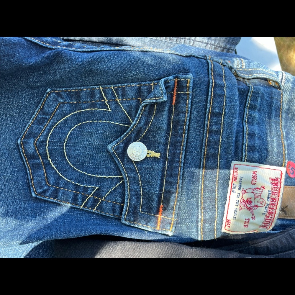 True Religion Jeans barely worn. Size 27